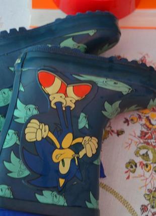 Резиновые сапожки для мальчика, стелька 17 см., размер 28.