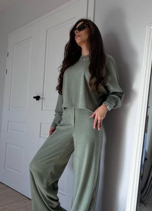 Стильний жіночий костюм ангора в рубчик комплект брюки і светр молодіжний4 фото