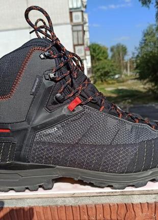 Круті черевики decathlon waterproof vibram - mt900 matryx3 фото
