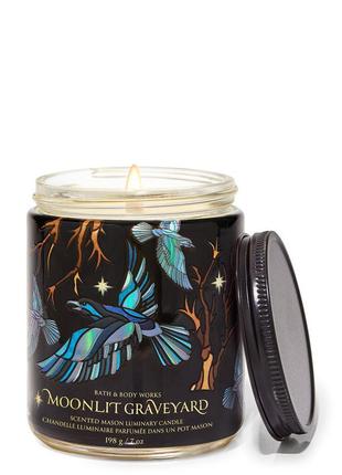 Свеча bath and body works moonlit graveyard