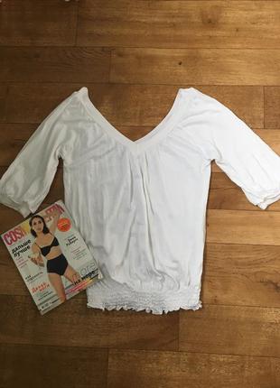 Біла блузка intimissimi. брендовий блуза. блуза на гумці