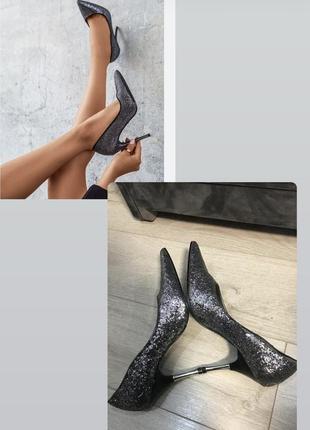 Трендовые блестящие туфли маленький размер1 фото