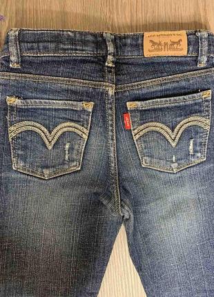 Джинсы скинни levi’s оригинал!
на мальчика 6-7 лет рост 116-1224 фото