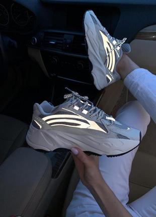 Кросівки adidas yeezy 700 white static кросівки рефлективні