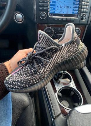 Шикарні кросівки adidas yeezy 350 повністю рефлективні (36-40)😍5 фото