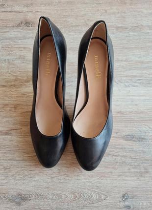 Жіночі шкіряні туфлі на каблуках minelli7 фото