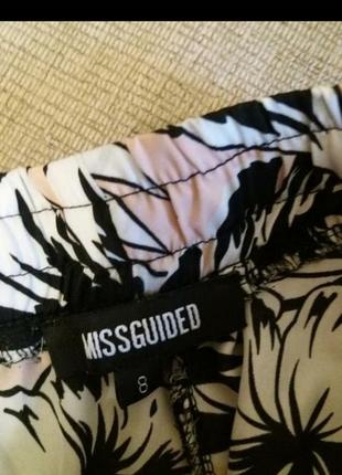 Шорты с кружевными вставками missguided5 фото