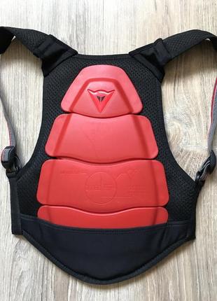 Защита спины детская dainese kid back protector2 фото