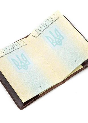 Шкіряна обкладинка на паспорт із картою shvigel 13946 коричнева4 фото