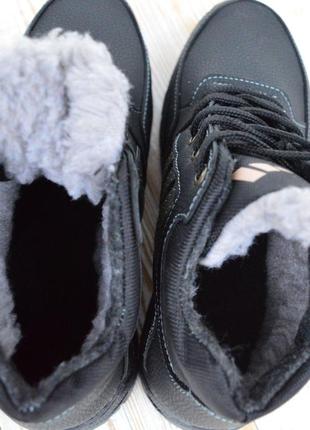 Чоловічі кросівки adidas чорні хакі м’ягка шкіра на хутрі зимовий варіант шнурівка гори адідас4 фото