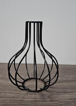 Ваза металлическая
