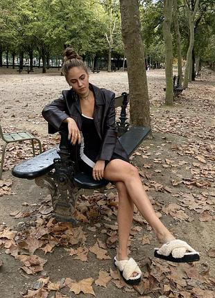 Невероятные тапочки шлепанцы из овчины от ugg