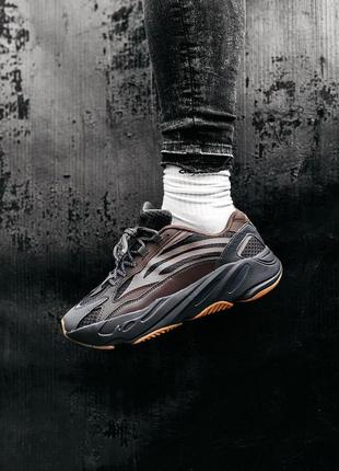 Кросівки adidas yeezy boost 700