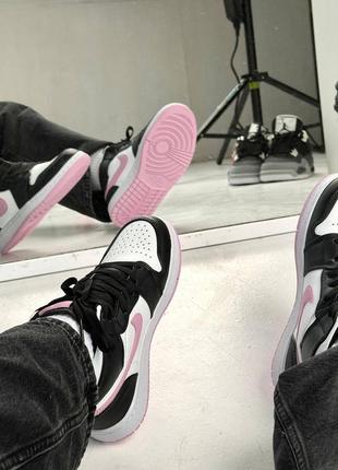 Nike air jordan mid pink black + додаткові шнурки,матеріал: натуральна шкіра,текстиль2 фото