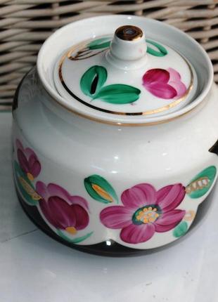 Гарна цукорниця в новому стані фарфор срср ручний розпис позолота