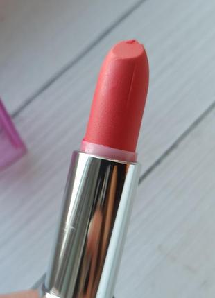 Maybelline hydra extreme помада 445