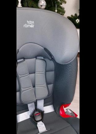 Автокрісло britax romer advansafix iii sict, від 9 міс до 12 років.4 фото