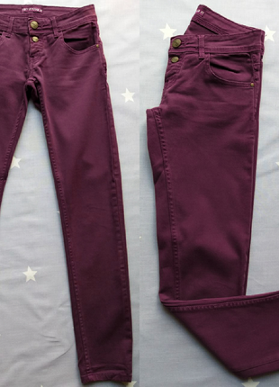 Стильные брюки штаны баклажанного цвета от terranova