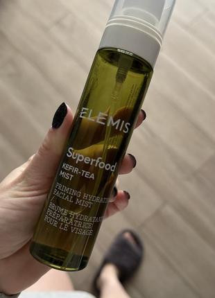 Увлажняющий тоник для всех типов лица от бренда elemis