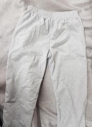 Спортивные штаны зауженные на манжете унисекс брюки5 фото