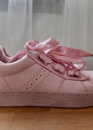 Розовые кроссовки с бантами 29 размер