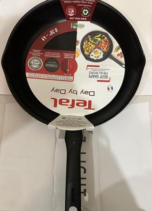 Сковорідка tefal day by day 24 см, 28см., 32см,