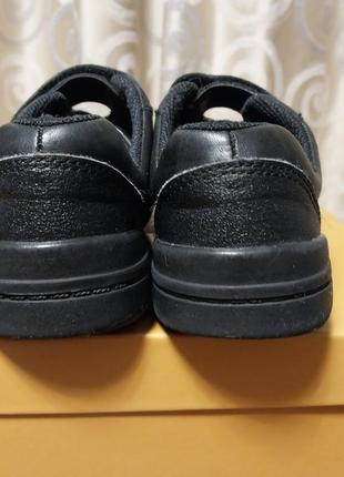 Качественные прочные удобные фирменные кожаные кроссовки,made im vietnam 20196 фото