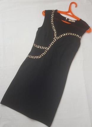 Маленька чорна сукня 3