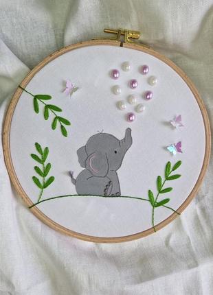 Вишивка в дитячу кімнату