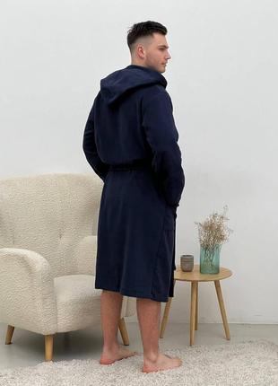 Мужской флисовый халат с капюшоном, темно-синий1 фото