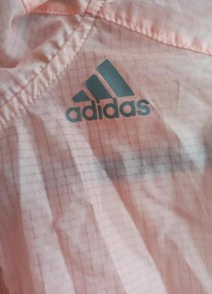 Тоненькая ветровка для бега adidas9 фото