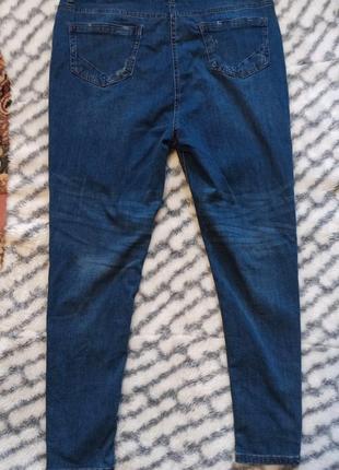 Стильні стрейтчиві джинси з потертостями matalan8 фото