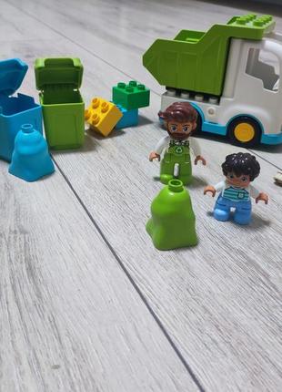 Мусоровоз lego duplo1 фото