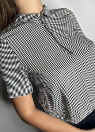 Футболка з блискавкою