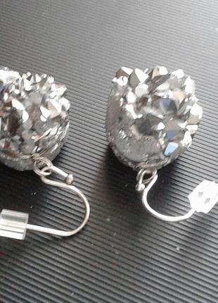 Оригинальные  стильные сережки