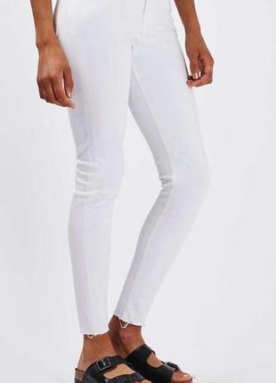 Белые джинсы с высокой посадкой1 фото