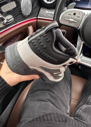Стильные зимние кроссовки на меху в стиле adidas6 фото