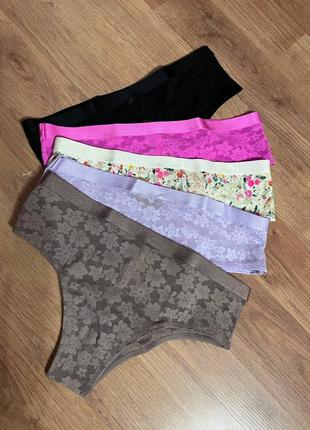 Супер новинка з преміальної серії білизни від victoria’s secret6 фото