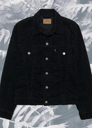 Ідеальний стан чорна куртка з коміром джинсовка levis