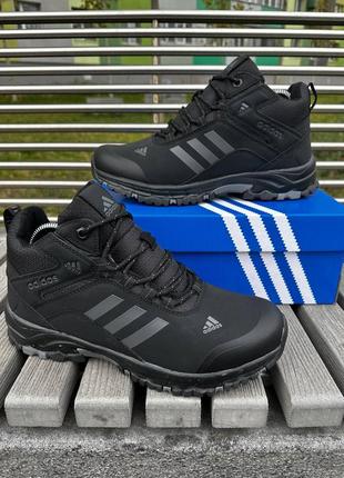 Кросівки adidas