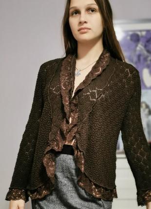 Жіноча тепла кофта-накидка з мереживом