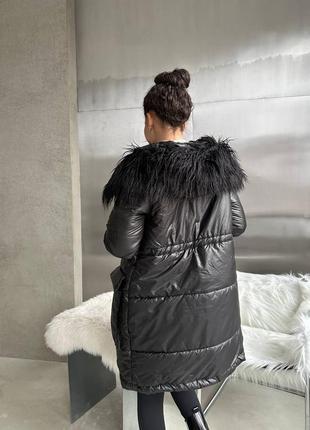 Женская куртка зимняя с капюшоном черная базовая теплая8 фото