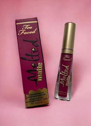 Стійка матова помада бренда too faced2 фото