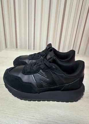 Продам детские кроссовки new balance4 фото