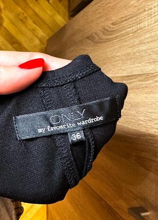 Маленькое черное платье 6