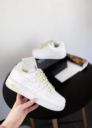 Кроссовки кеди nike air force 1 lux 'white/chrome yellow' кросівки кеды10 фото