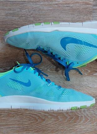 Женские кроссовки nike free 5.0 tr fit3 фото