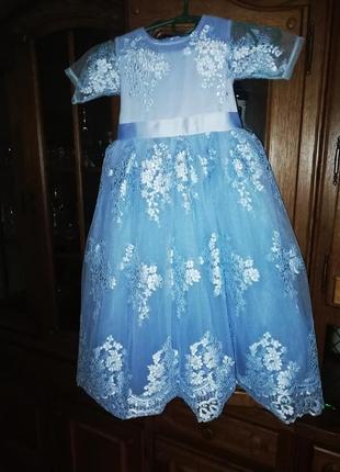 Шикарне плаття для дівчинки 5-6 р.10 фото