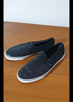 Жіночі мокасини