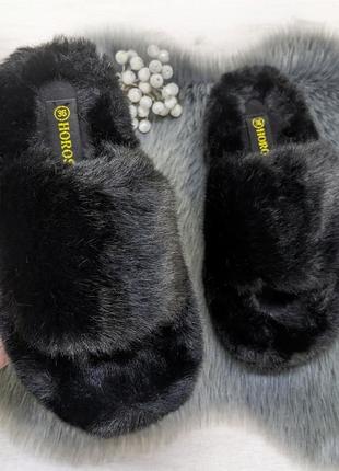 Тапочки меховые женские черные на платформе horoso 43261 фото